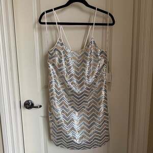 Forever 21 Cream, Silver & Gold Chevron Sequin Mini Dress - Size Medium